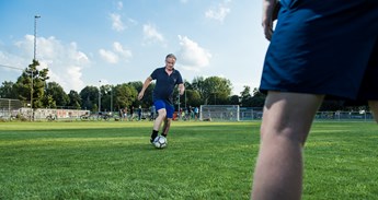 Knie meneer Bezem 1