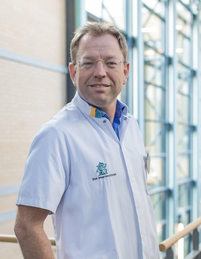 Van Den Bemt B