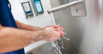Handen Wassen Header