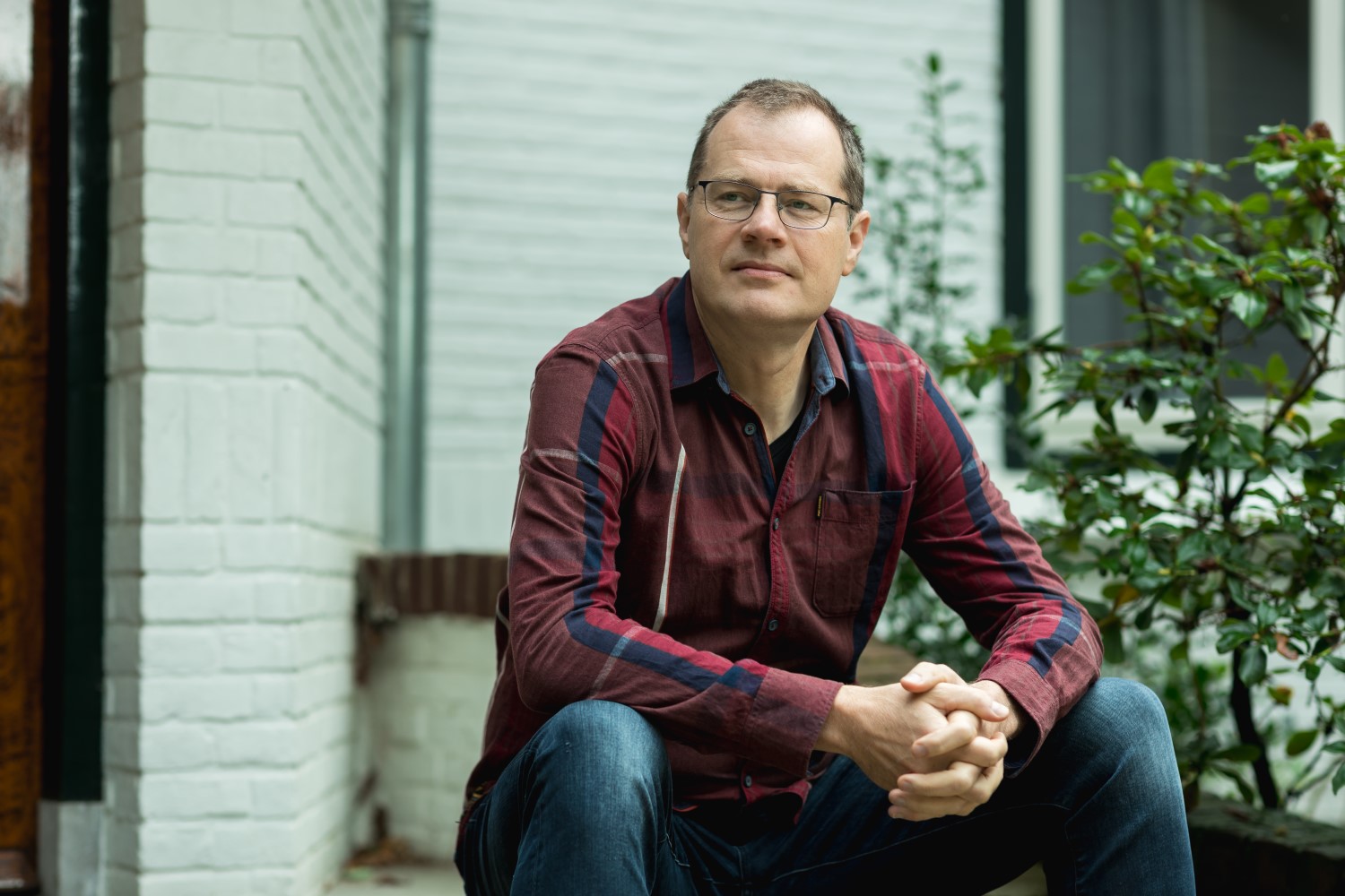 Alfons Den Broeder Reumatoloog Zonder Doktersjas